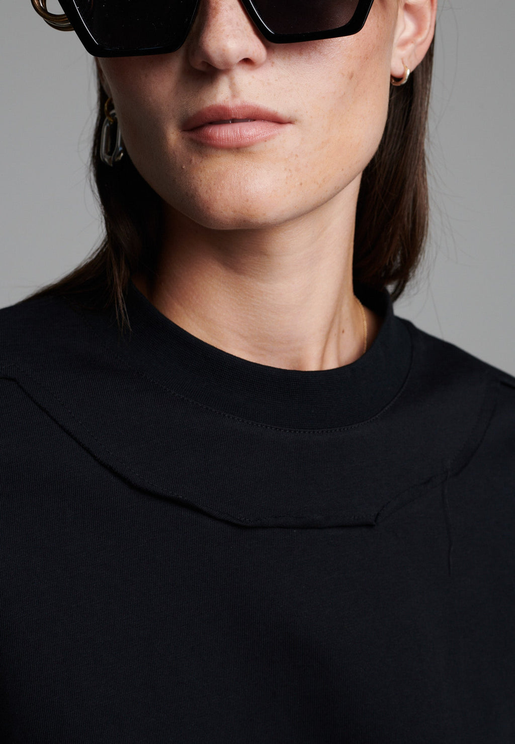 Cut Out Tee Black