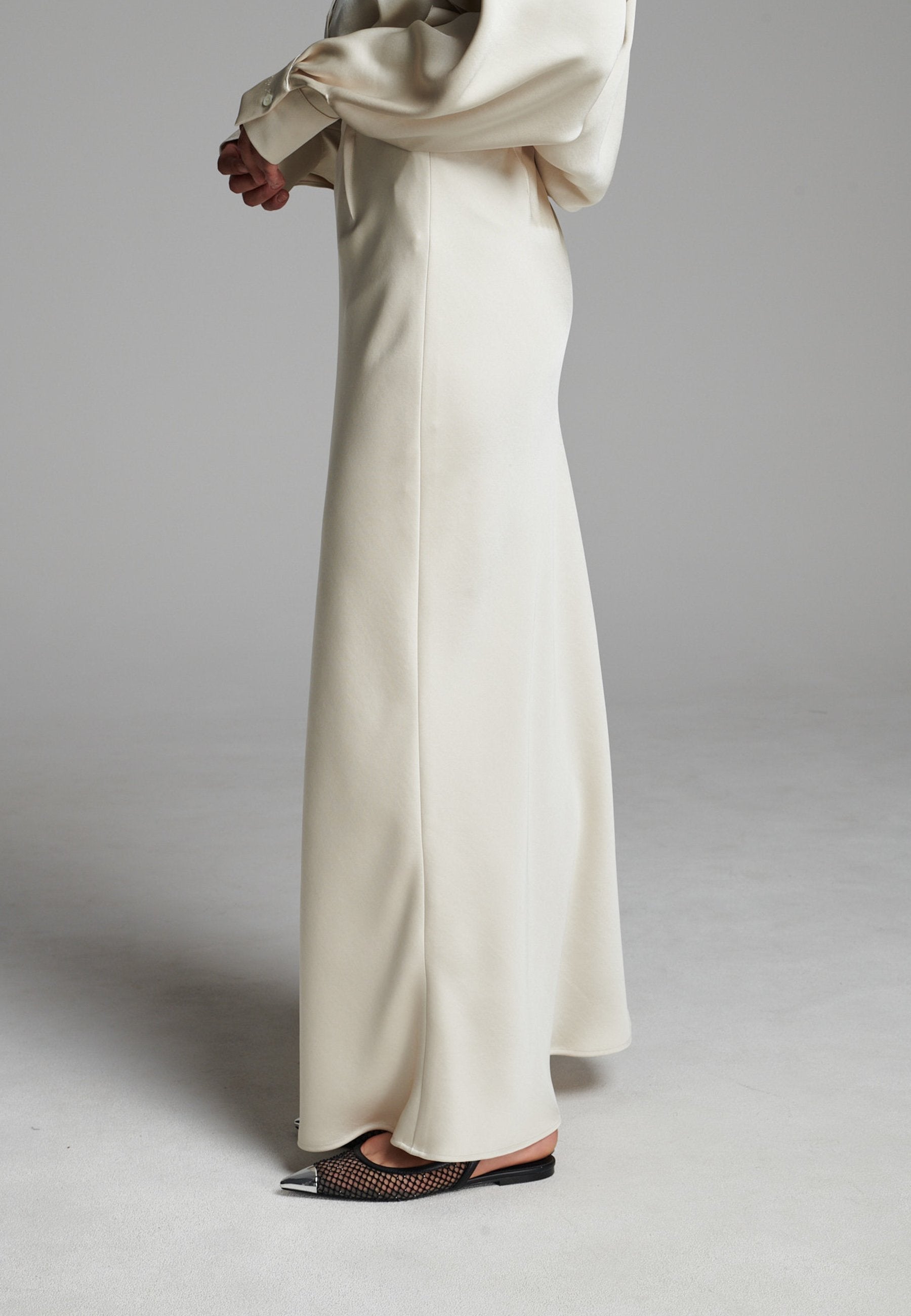 Base Flowy Skirt Butter