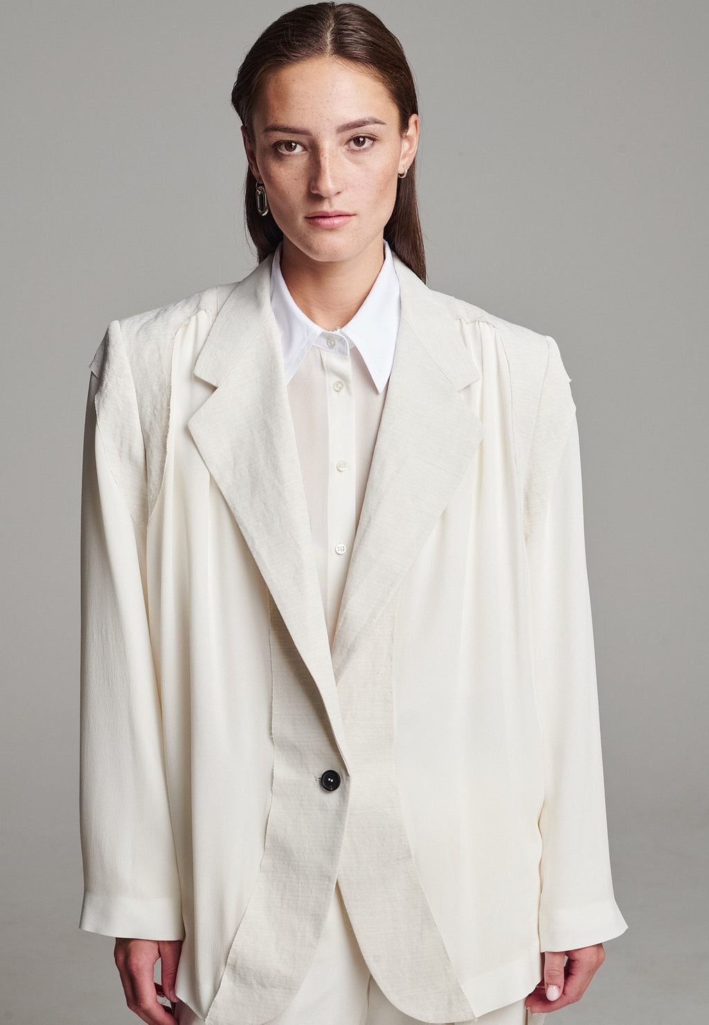 Cutted Blazer Ivory