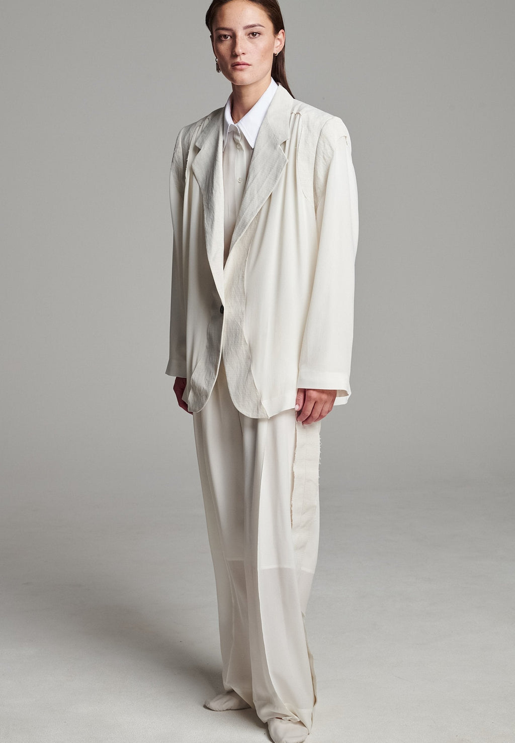 Cutted Blazer Ivory