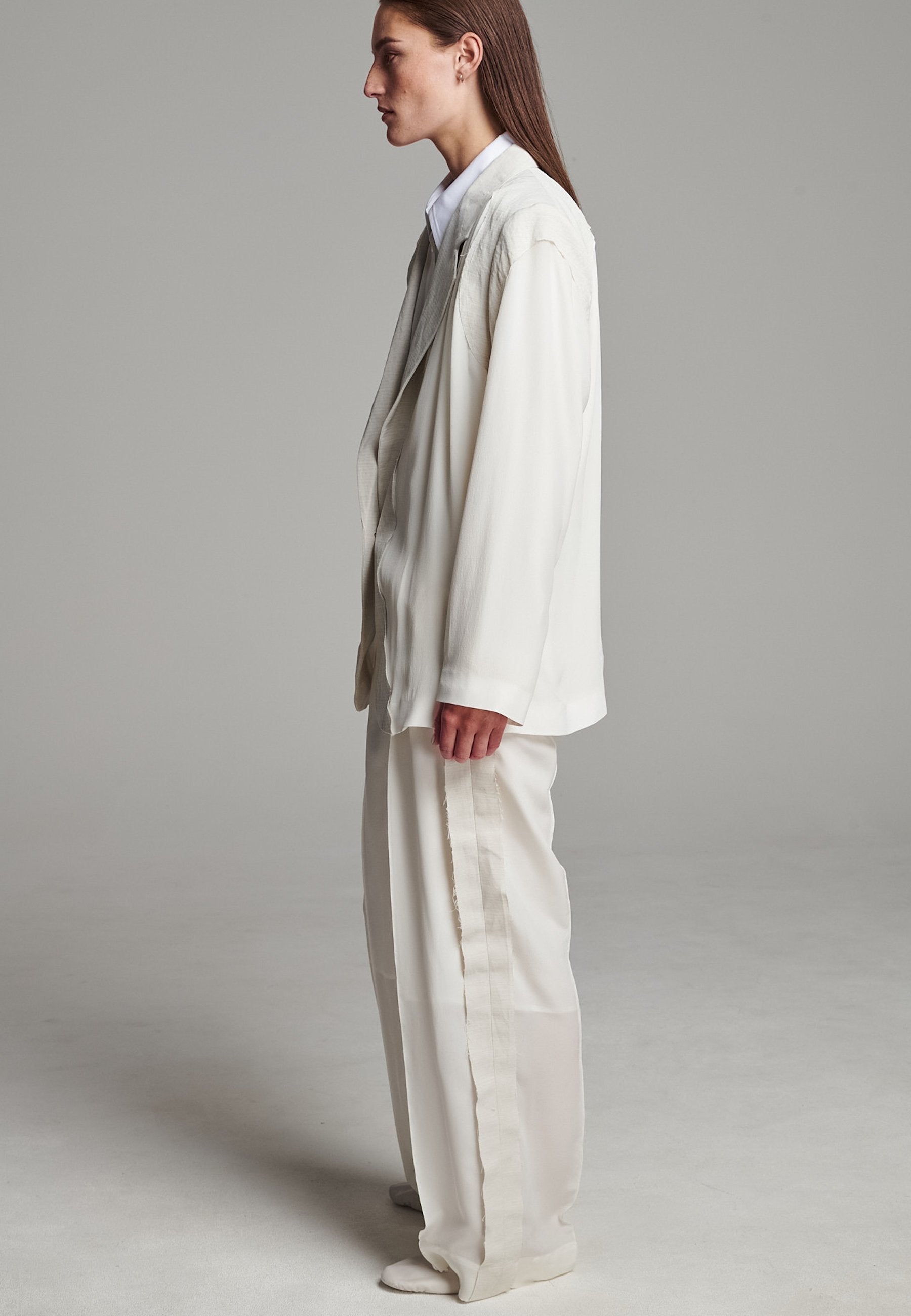 Cutted Blazer Ivory